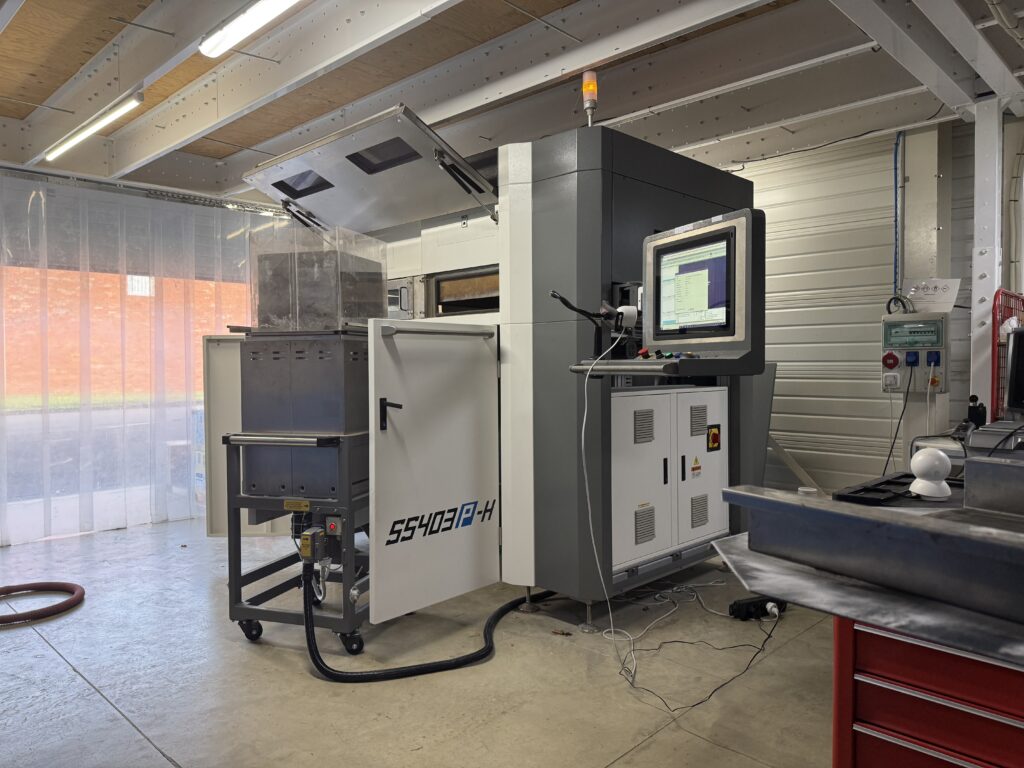 Machine de fabrication additive SLS dans l’atelier INDUXIS
